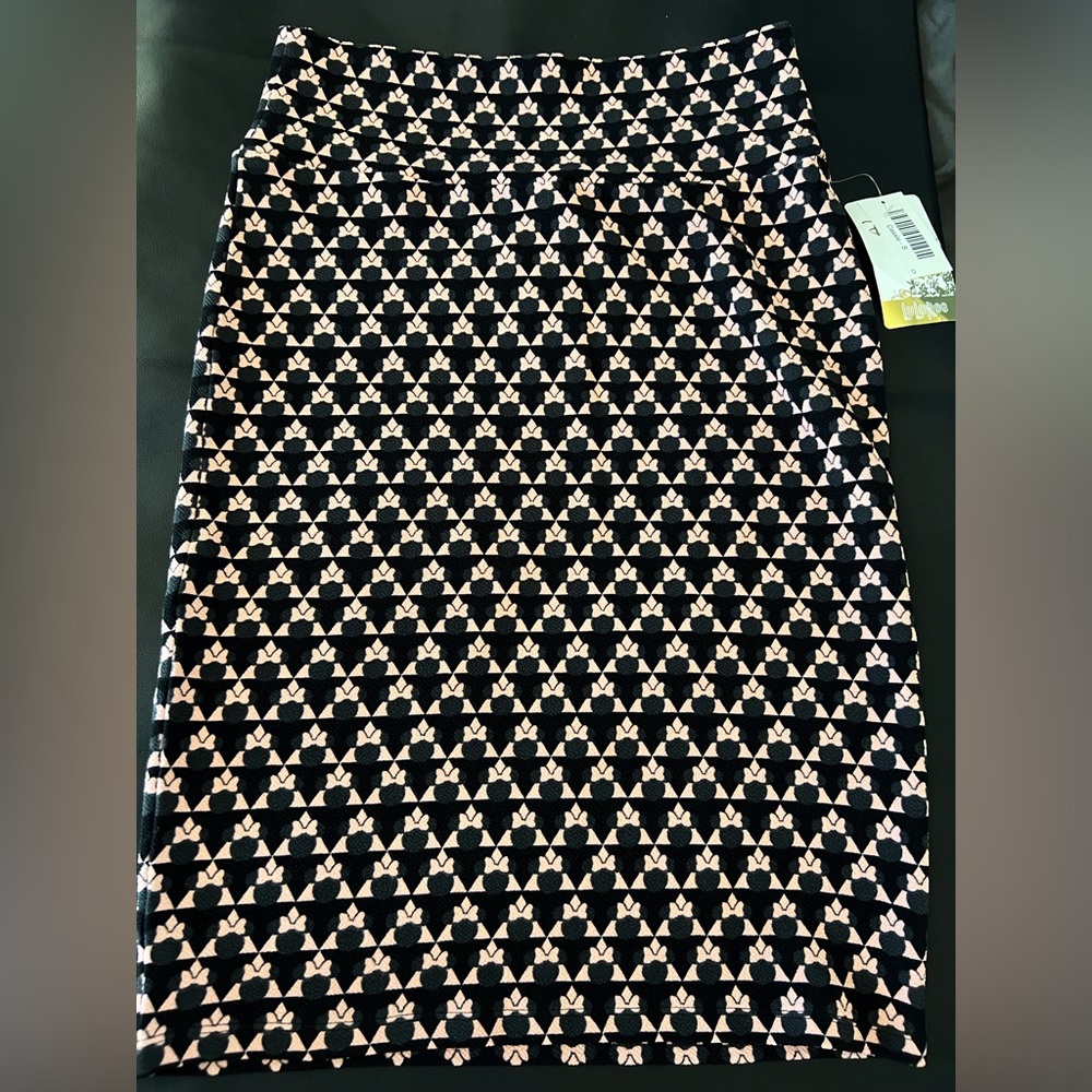 LuLaRoe Disney Minnie Mouse Cassie Style Skirt